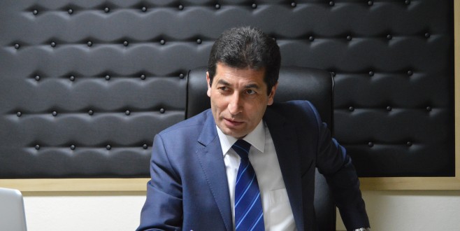1100 AKADEMİSYEN DEVLETİNE İHANET ETMİŞTİR.