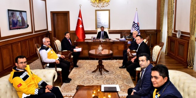 112 Acil Sağlık Hizmetleri Personelinden Vali Baruş’a Ziyaret