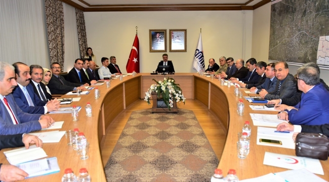 "Başka Yol Yok, Uyuşturucuya Geçit Yok"