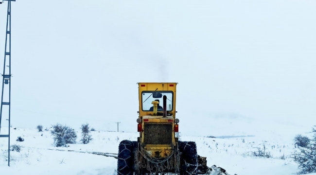 Büyükşehir’de Kar Mesaisine Devam Ediyor