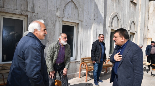 İbadethanelerde İlaçlama Yapılıyor