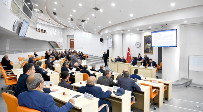 Meclis Toplantıları 3 Ay Ertelendi