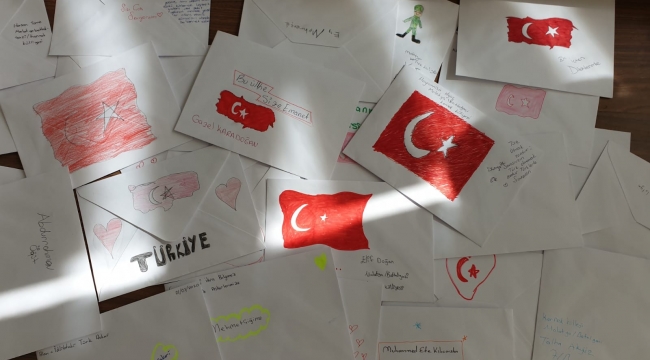 Öğrencilerden Kahraman Mehmetçiğe Mektup Var