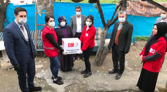 Türk kızlayı Yeşilyurt Şubesi Covid-19 salgınında vatandaşlarımızı yalnız bırakmıyor