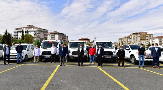 200 Aileye Gıda Paketleri Teslim Edildi