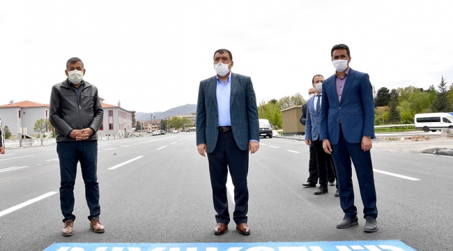 Alparslan Türkeş Bulvarı Asfaltlandı