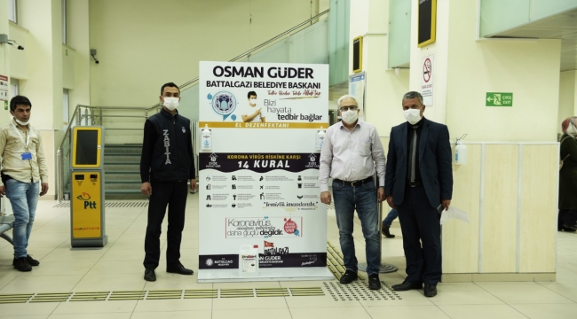 Kamuya El Dezenfektan Ünitesi Kurdu