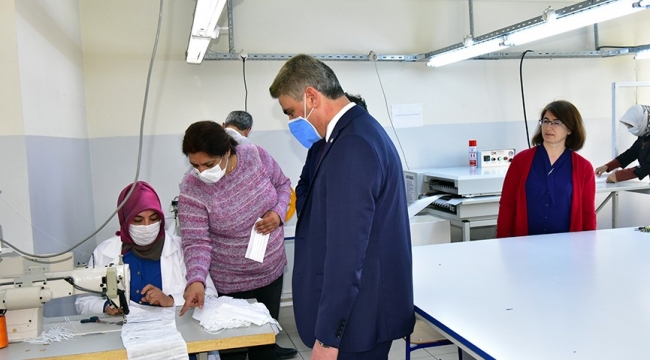 Vali Baruş, Üretim Yapılan Okulu Gezdi