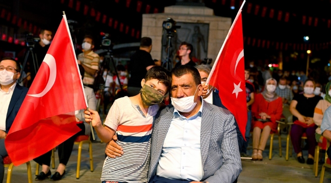 Gürkan, “Milleti Yaşatan Şereftir Şandır”