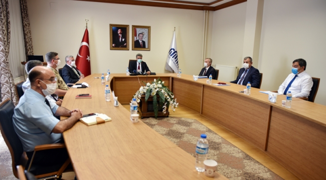 Vali Baruş, Pandemi İle İlgili Alınan Kararları Açıkladı