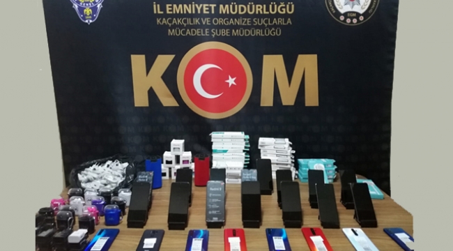23 Adet Gümrük Kaçağı Cep Telefonu Ele Geçirildi
