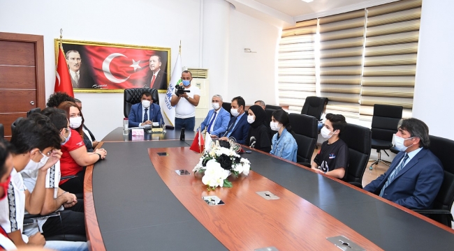 “300 Takım Arasında Birinci Olduk”