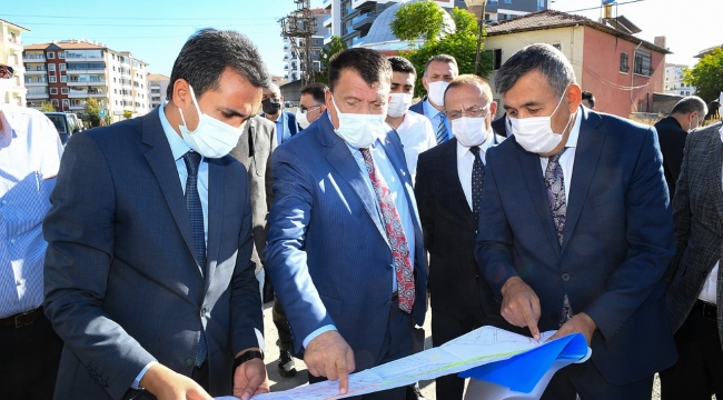Gürkan, Mavi Göl Caddesi’nde İnceleme Yaptı