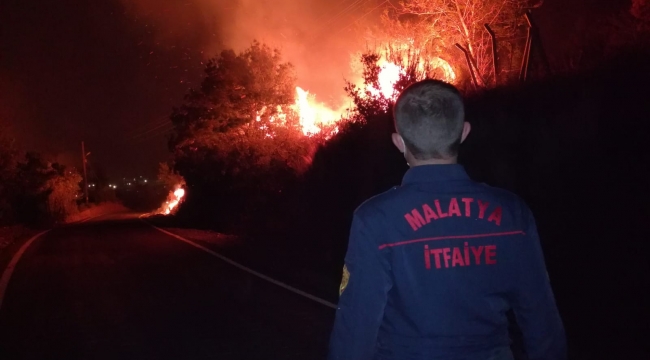 Hatay’daki Yangına Müdahaleye Katıldılar