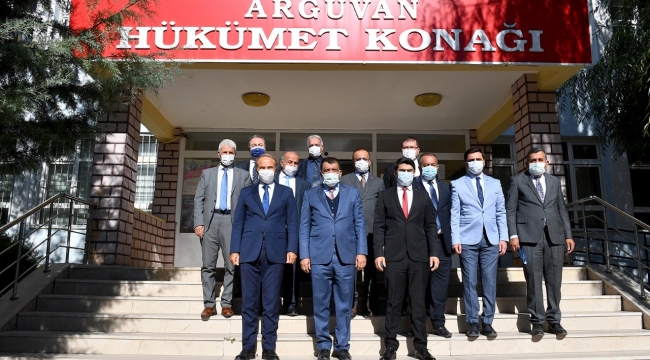 “ Hizmette Önemli Olan Adaletli Olmak”