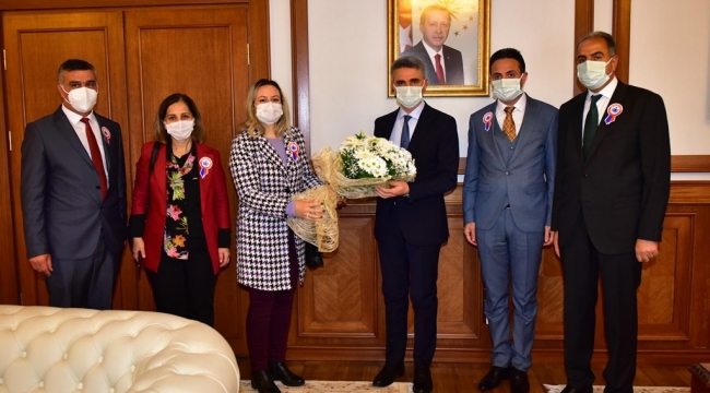 Vali Baruş’u Öğretmenler Ziyaret Etti