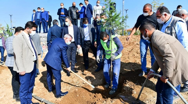 Yeşilyurt, Bin 444 Fidanla Destek Verdi