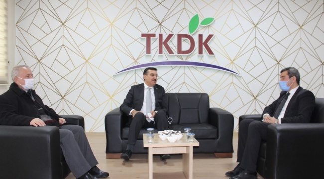“Çorbada Tuzu Olmayanlar Algılarla İş Yapıyor”