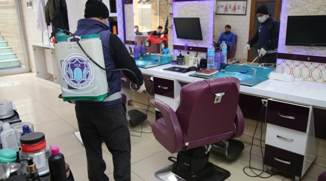 Battalgazi’de Köşe Bucak Dezenfekte Ediliyor