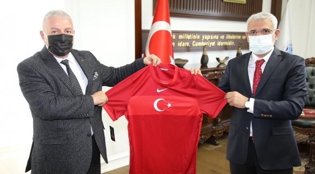 “Her Kulübümüz Bir Okul ve Eğitim Yuvasıdır”