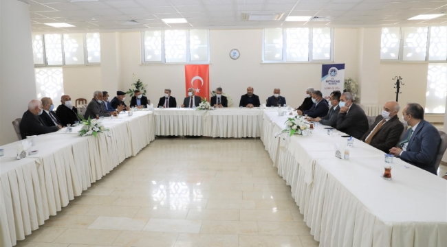 “Hizmet ve Gönül Buluşmaları” Sürüyor