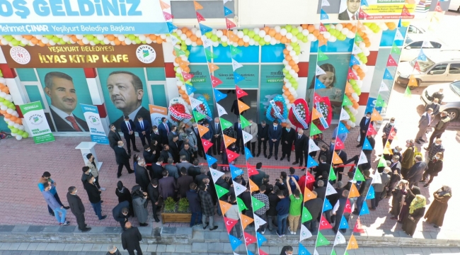 “İlyas Kitap Kafemiz Hayırlı Olsun”