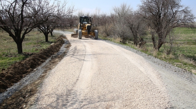 Kırsal Mahallelerin Asfalt Sorunu Çözülüyor