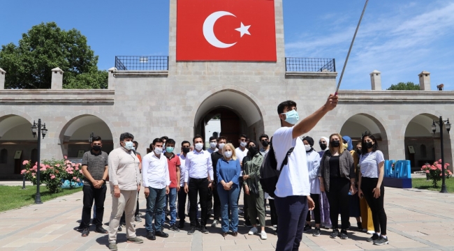 Başkan Güder, Müze Gezisine Eşlik Etti