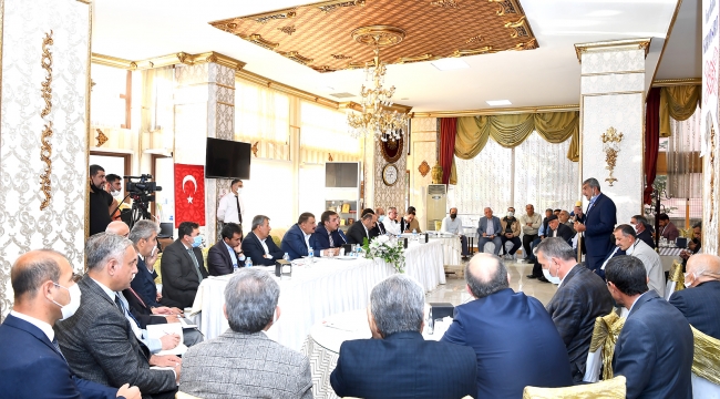 Battalgazi ilçesinden bazı muhtarlar ile biraraya geldi