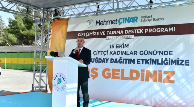 Kadın Çiftçilerimize 20 Bin Kg. Arpa ve Buğday Tohumu Hediye Ettik