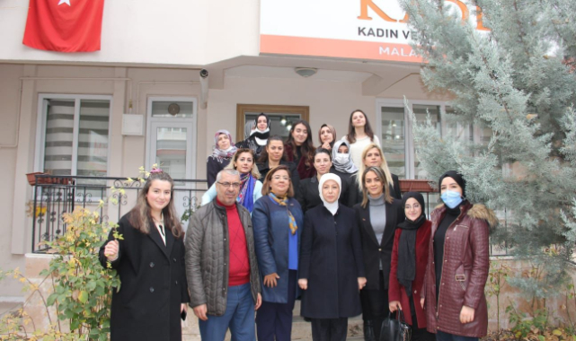 AK Parti Milletvekili Çalık, KADEM'i Ziyaret Etti