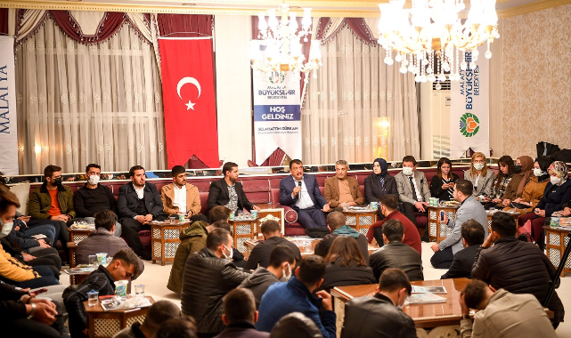 Başkan Gürkan Gençlerle Biraraya Geldi
