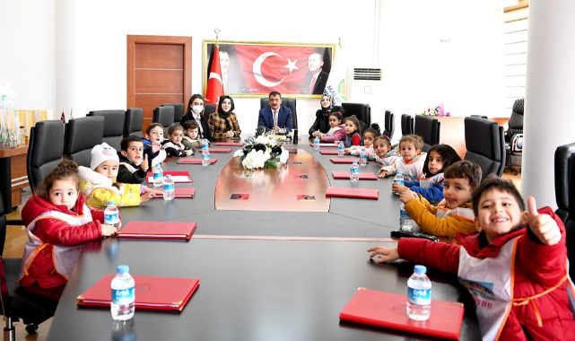 Bugünün Çocukları Yarının Büyükleri Olacak