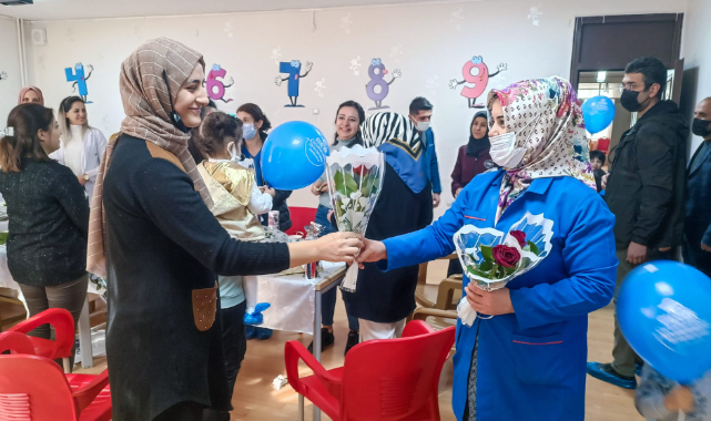 Esenlik Şirketi, Öğretmenleri Unutmadı