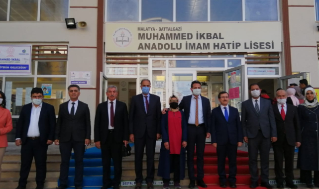 Rektör Prof. Dr. Kızılay Öğrencilerle Buluştu