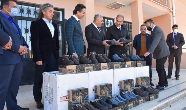 Malatya TSO Öğrencilere Bot Yardımı Yaptı
