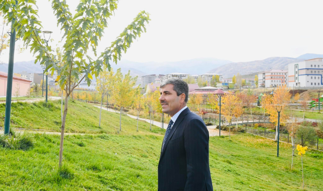 “Sonbahar Gelmiş Memleketime”