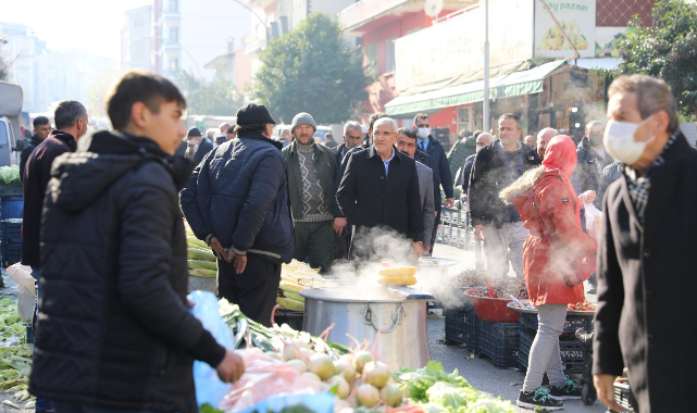 Başkan Güder, Pazarcı Esnafını Gezdi