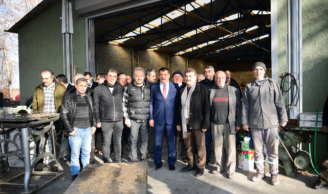 Başkan Gürkan, Sanayi Sitesi Esnaflarını Gezdi