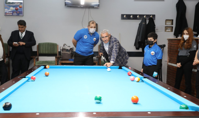 Bilardo Şampiyonasının Açılışını Başkan Güder Yaptı