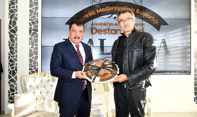 Devlet Eski Bakanı Tüzmen, Malatya’da
