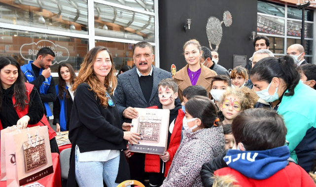 Film Festivalinde Yetim Çocuklar Unutulmadı