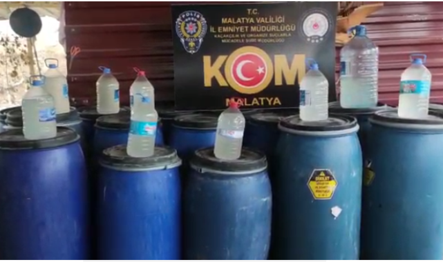 Malatya’da 4 Bin 173 Litre Sahte Alkole Ele Geçirildi