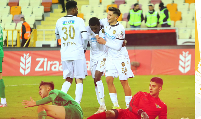Ö.K. Yeni Malatyaspor: 3 - Akhisar:  1