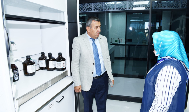 450 Noktadan İçme Suyu Numunesi Alınarak Analiz Yapılıyor