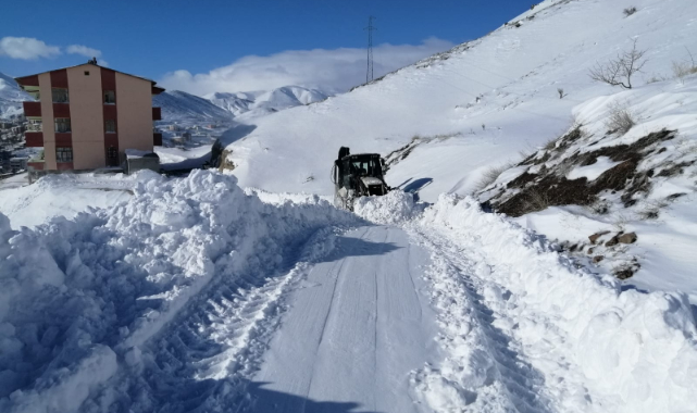 Arapgir'de Yol Açma Çalışmaları Başlatıldı