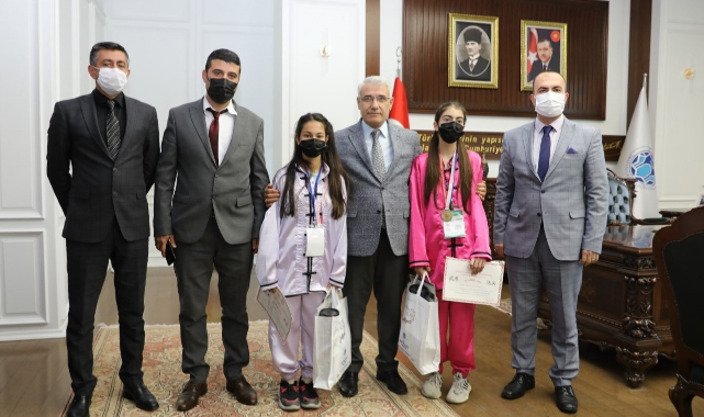 Başkan Güder, Başarılı Sporcuları Ağırladı