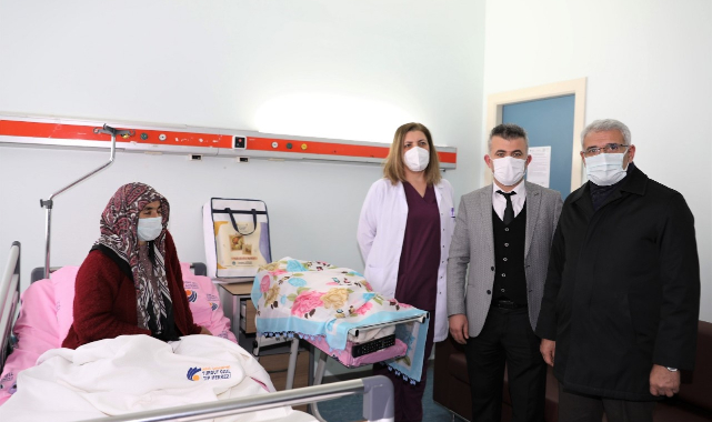 Battalgazi Belediyesi Ekipleri, Anne ve Bebeğini Hastaneye Yetiştirdi