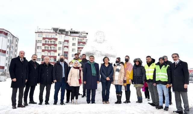 Kardan ‘Kral Tarhunza’ Heykeli Büyük İlgi Görüyor