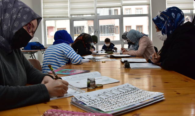 Kernek Külliyesinde Kurs ve Atölye Çalışmaları Sürüyor
